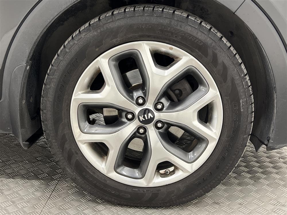 Kia Sorento 2.2 CRDi 200hk 7-Sits Pano Skinn Infinity B-Kaminteriör