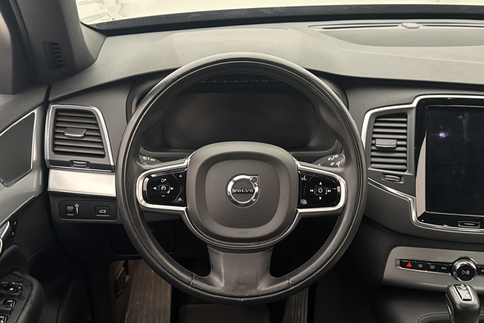 Volvo XC90 D5 AWD VOC Värmare 360° Navi Skinn BLIS 4-Zons