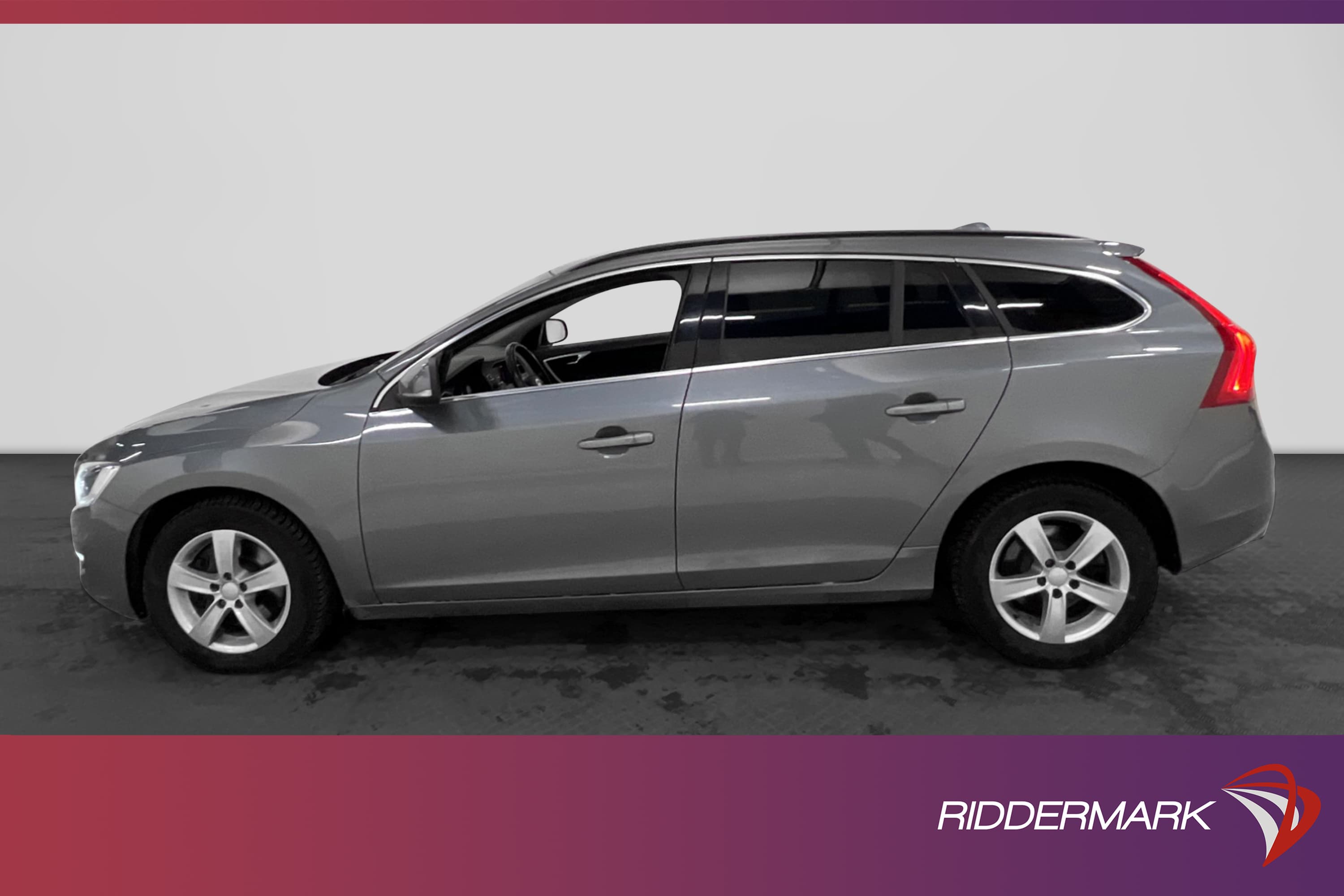 Volvo V60 D4 AWD Classic Momentum