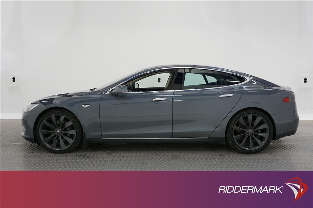 Tesla Model S 85 378hk