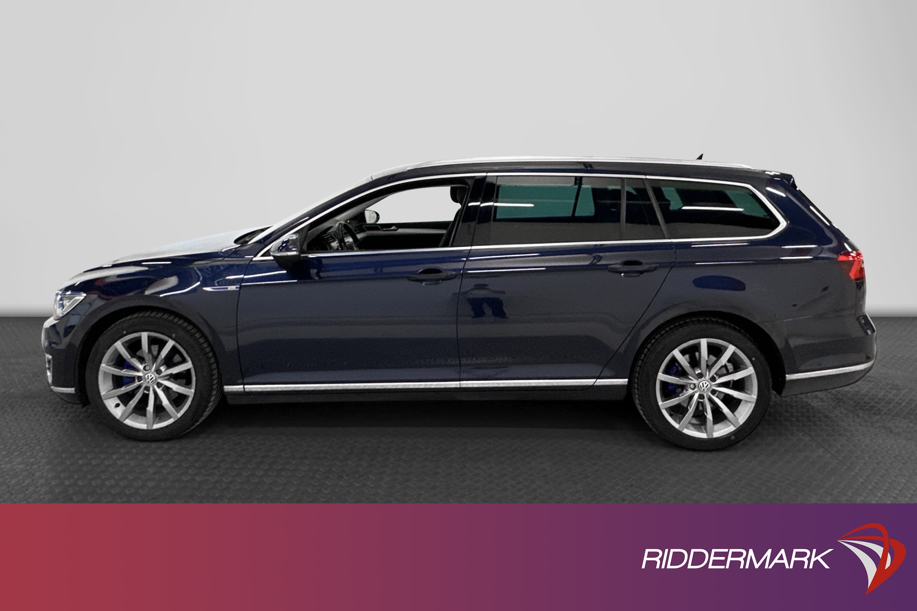 Volkswagen Passat GTE 218hk