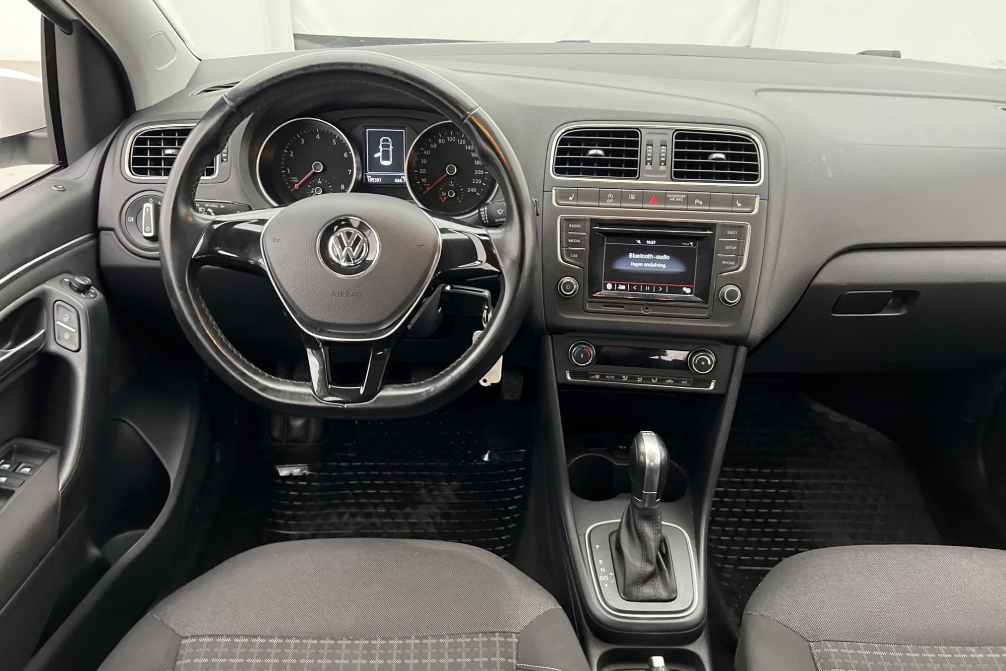 Volkswagen Polo 5-dörrar 1.2 TSI Base Park Pilot PDC