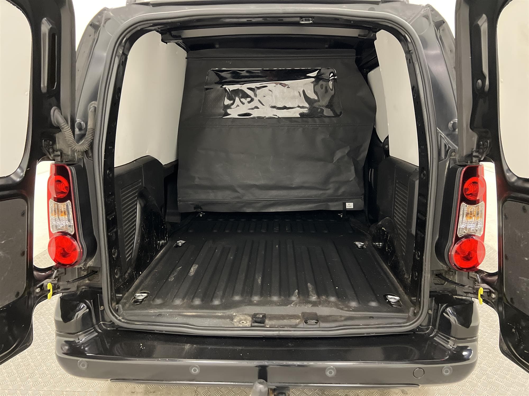 Citroën Berlingo 1.6HDi Eu6 99hk PDC Drag ProPack Takräcke  