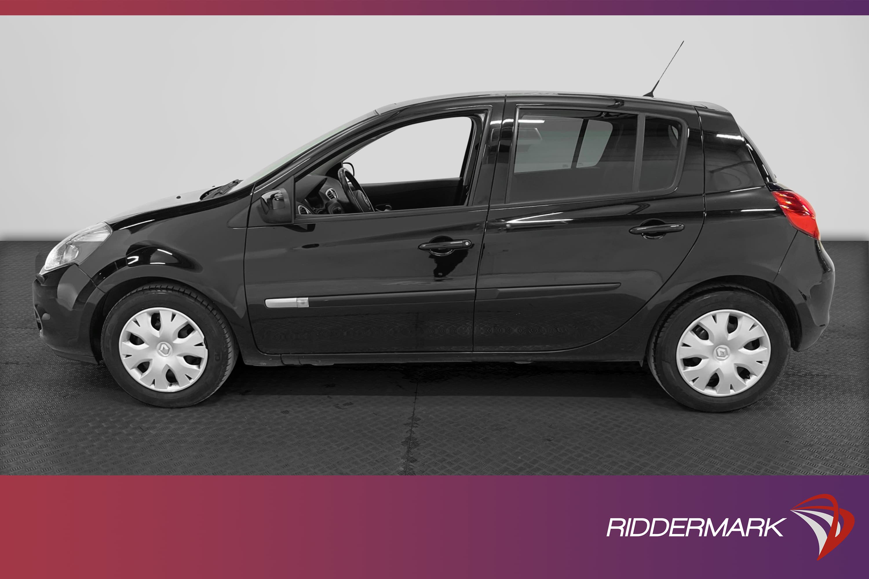 Renault Clio 1.2 75hk