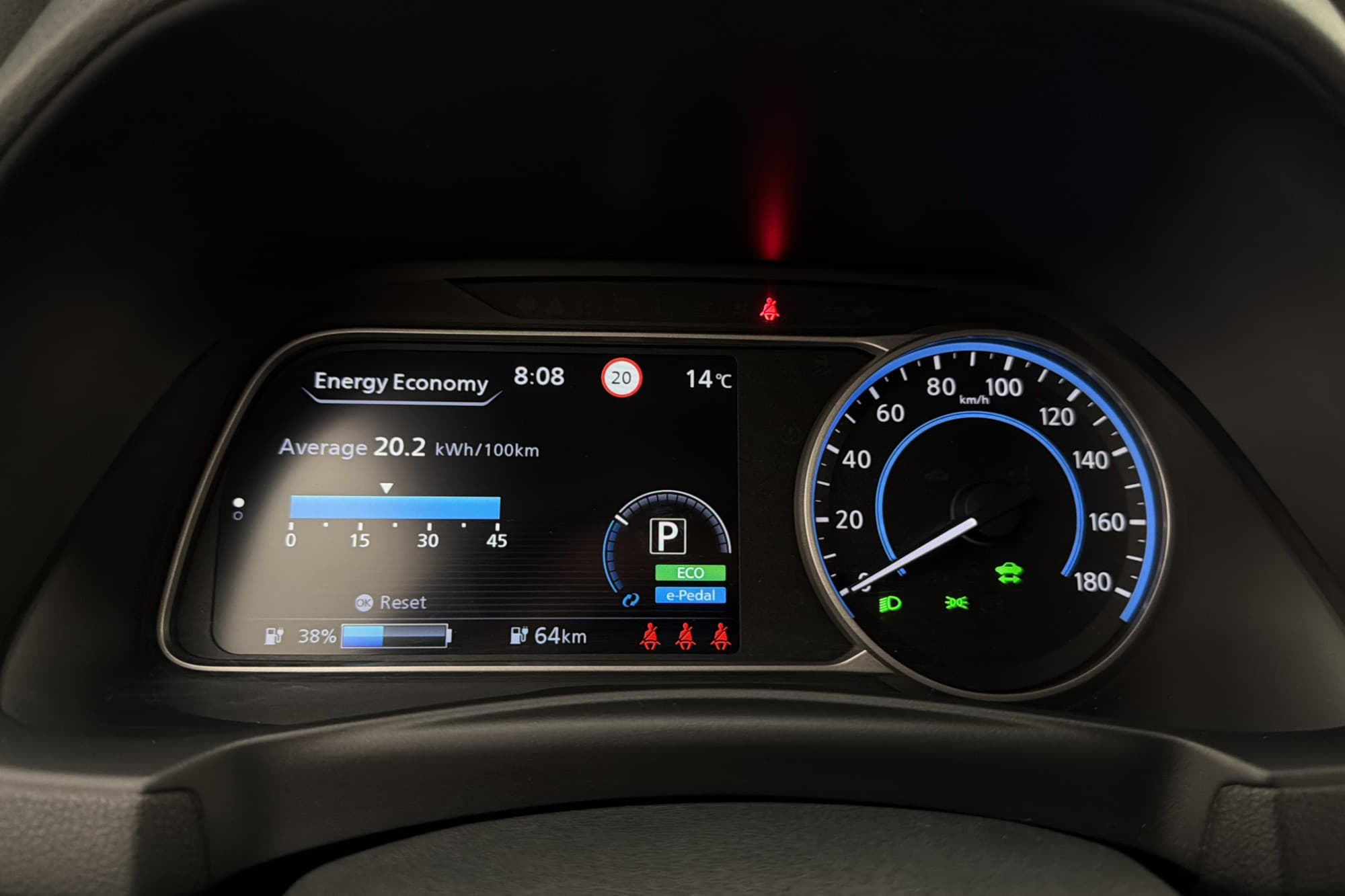 Nissan Leaf 40 kWh Tekna BOSE 360° Navi Rattvärme