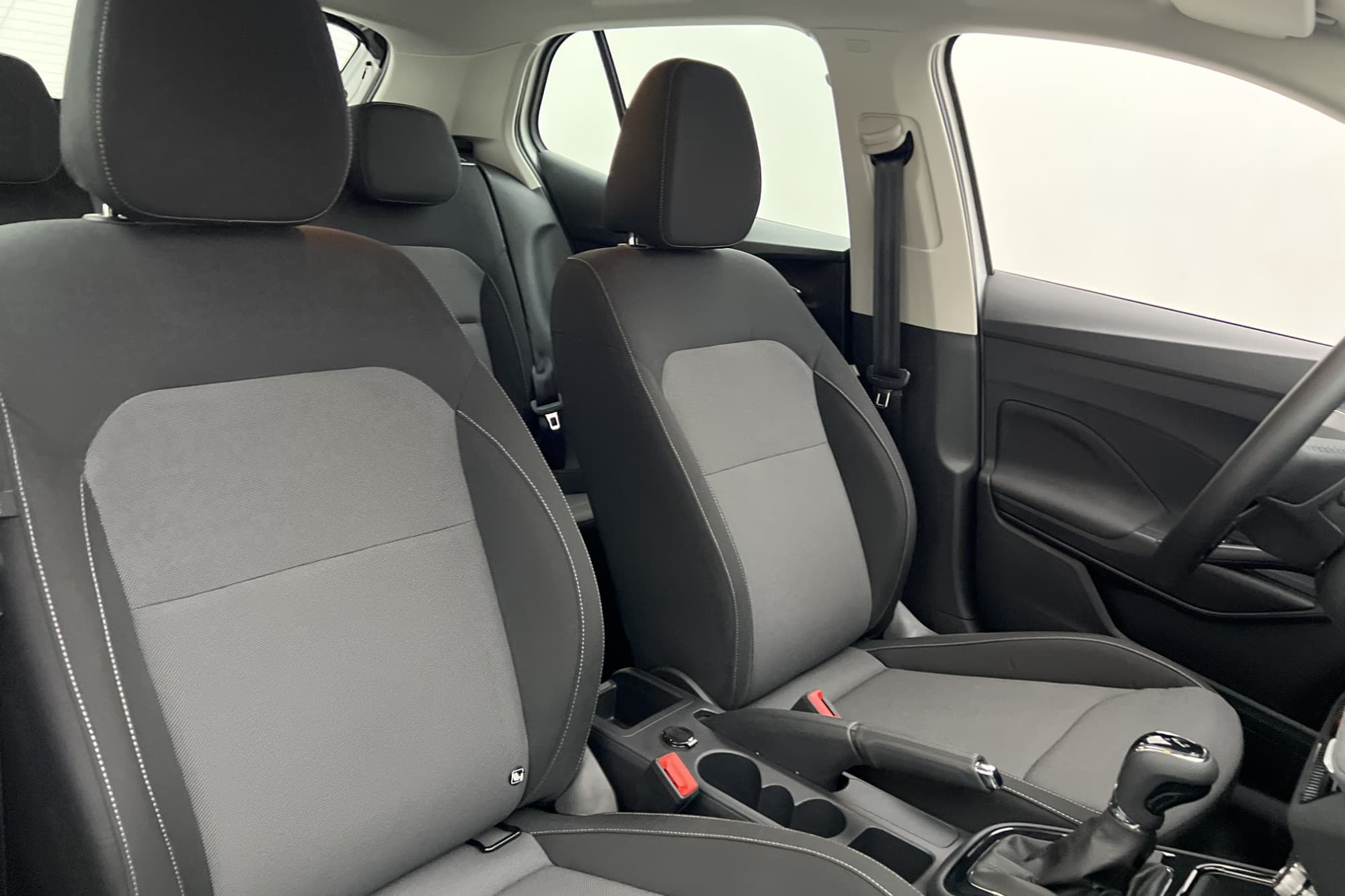 Skoda Fabia 1.0 TSI 115hk Cockpit Kamera CarPlay