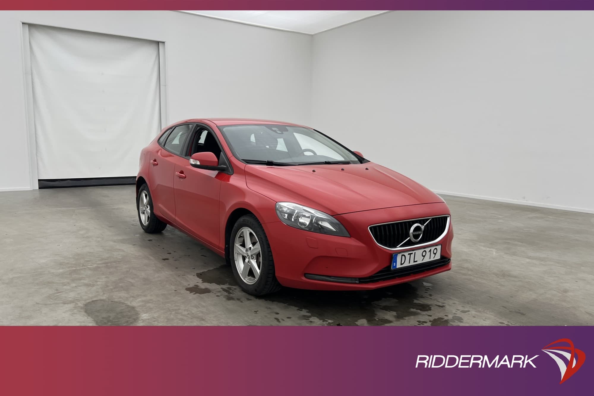 Volvo V40 D2