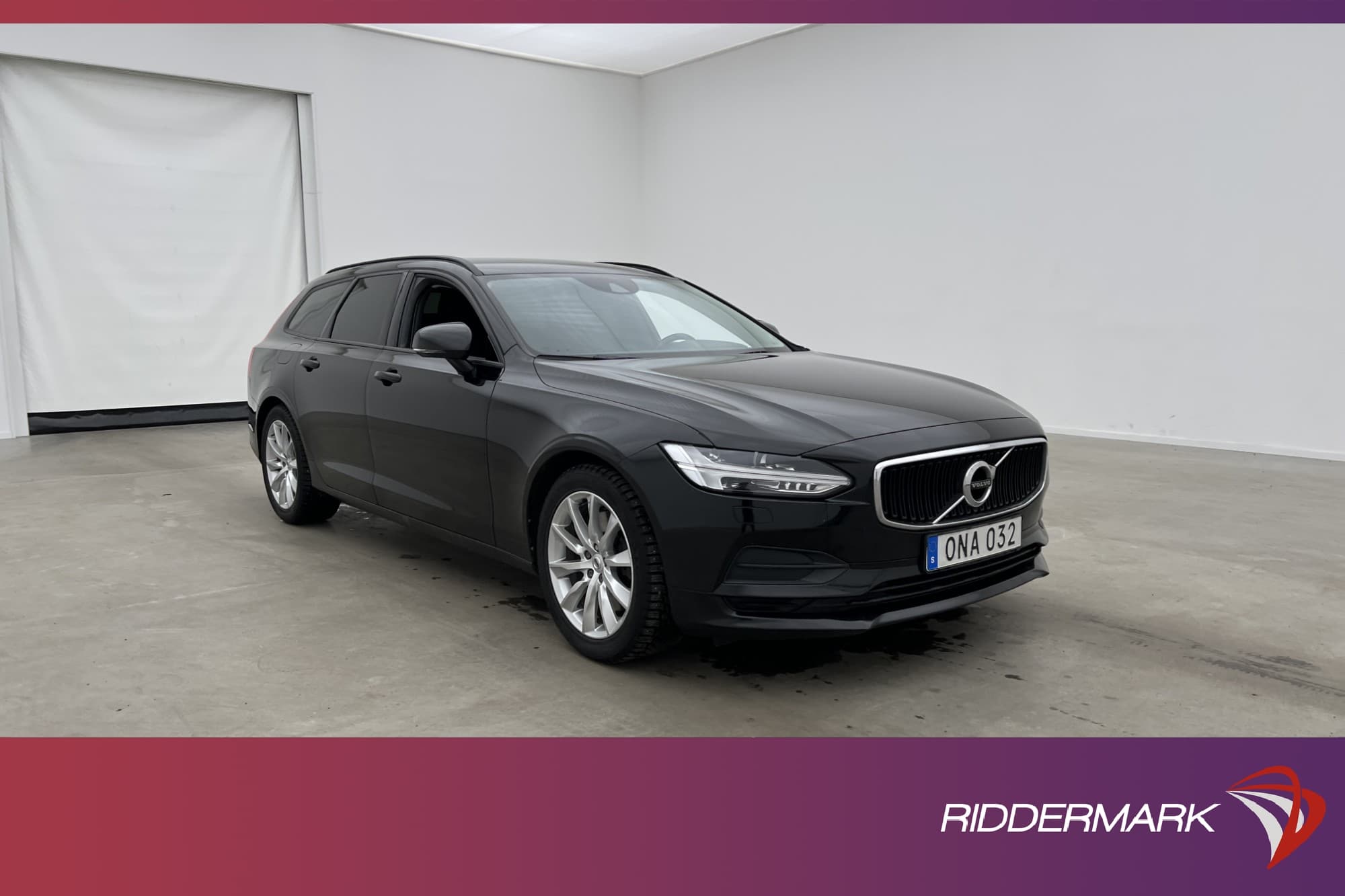 Volvo V90 T4 190hk