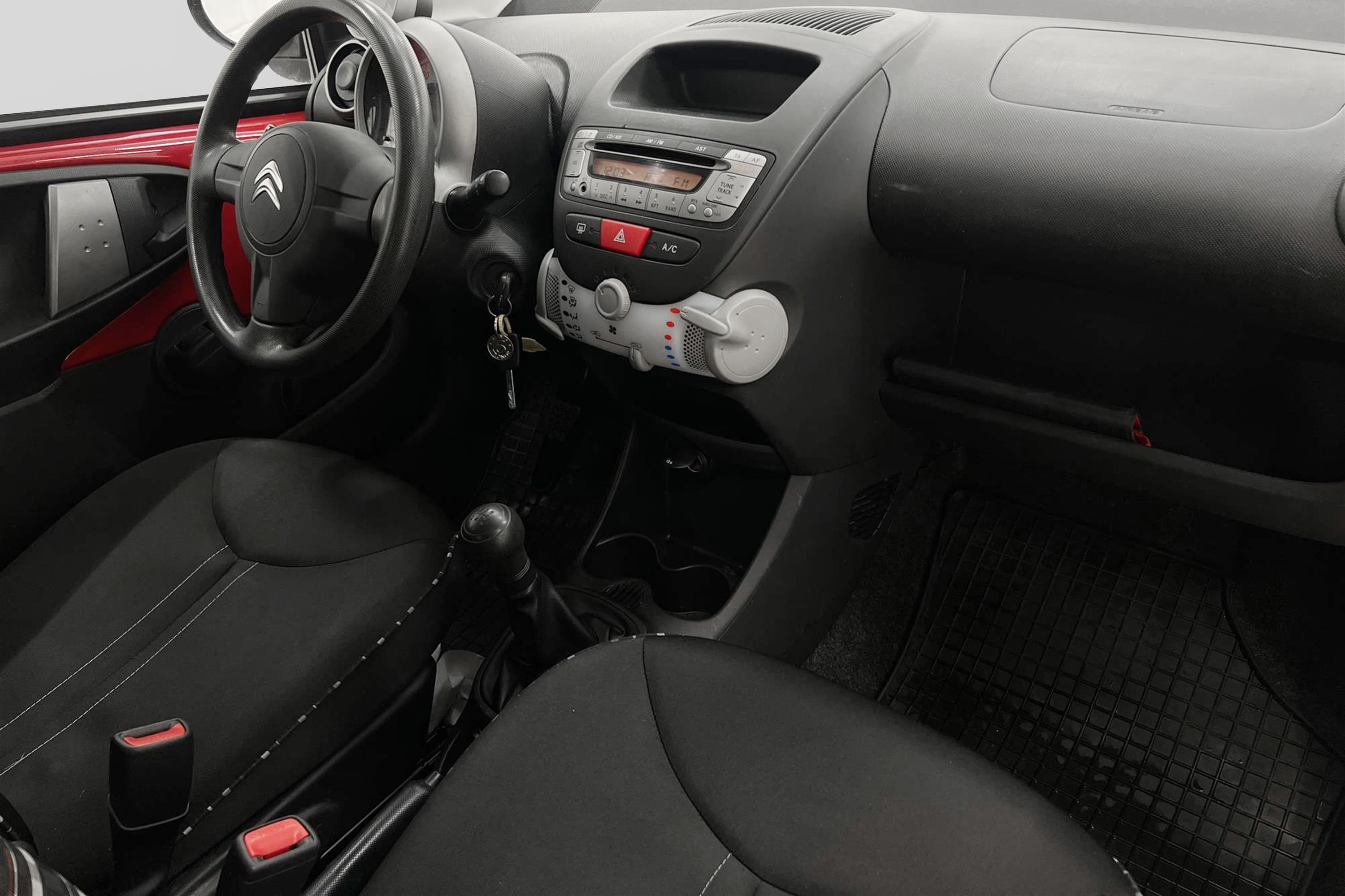 Citroën C1 5-dörrar 1.0 69hk Låg Skatt Nyservad 0,43l/mil