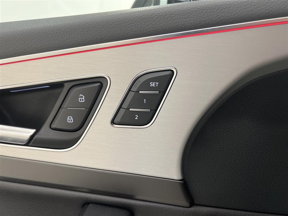 Audi Q7 3.0 e-Tron Quattro 373hk Luftfjädring Bose Draginteriör