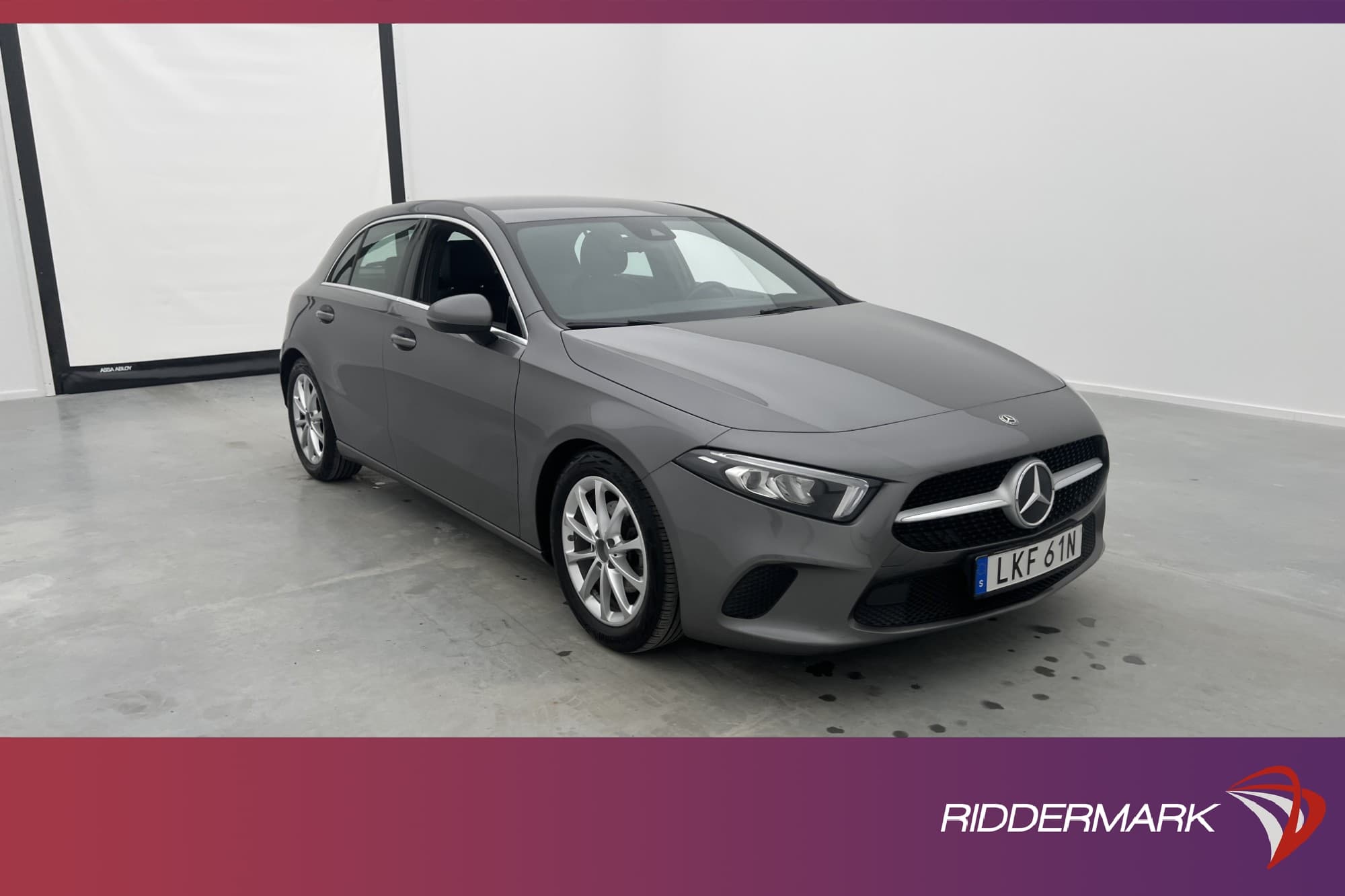 Mercedes-Benz A180 136hk