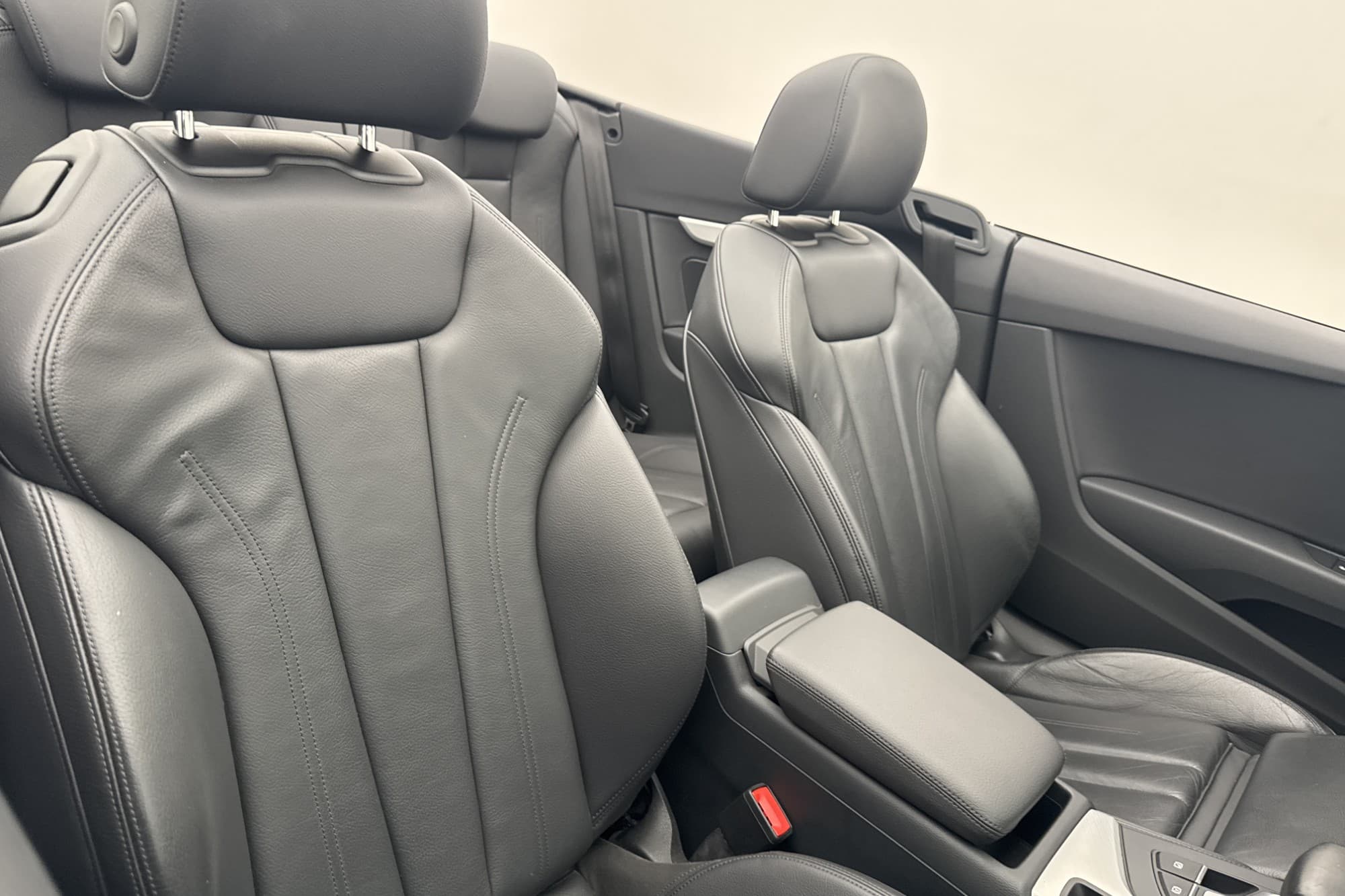 Audi A5 Cabriolet TFSI 190hk Proline Sensorer Skinn Keyless