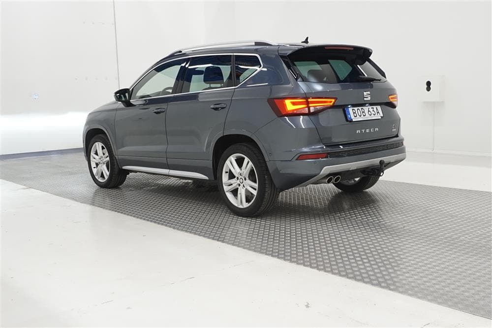 SEAT Ateca 2.0 TSI 4D 190hk B-Värm Cockpit 360 Beats Dragexteriör