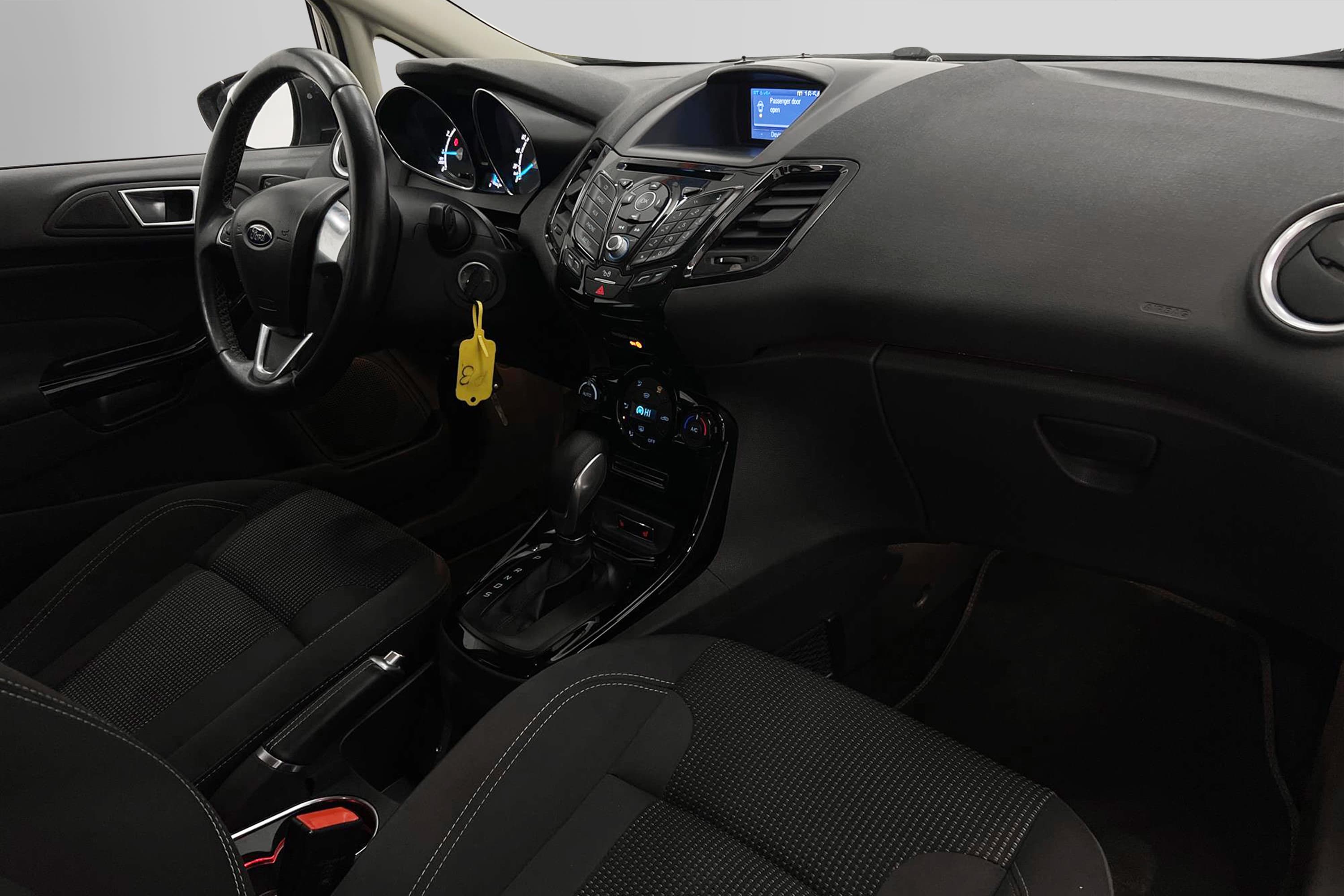 Ford Fiesta 1.0 Powershift 100hk Låg Skatt 0,39L/mil