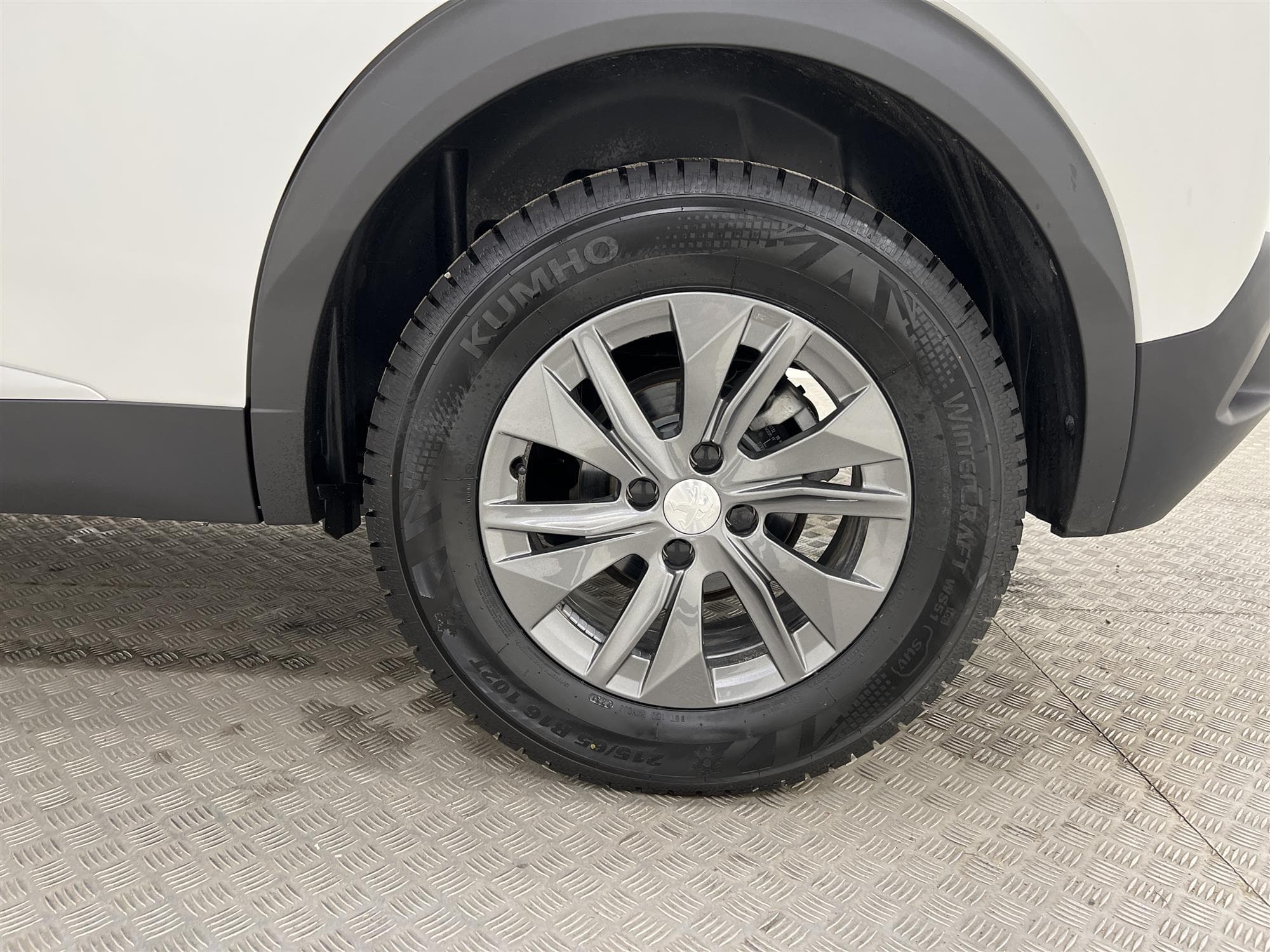 Peugeot 2008 1.2 PureTech 130hk Allure Drive Mode B-Kam Drag