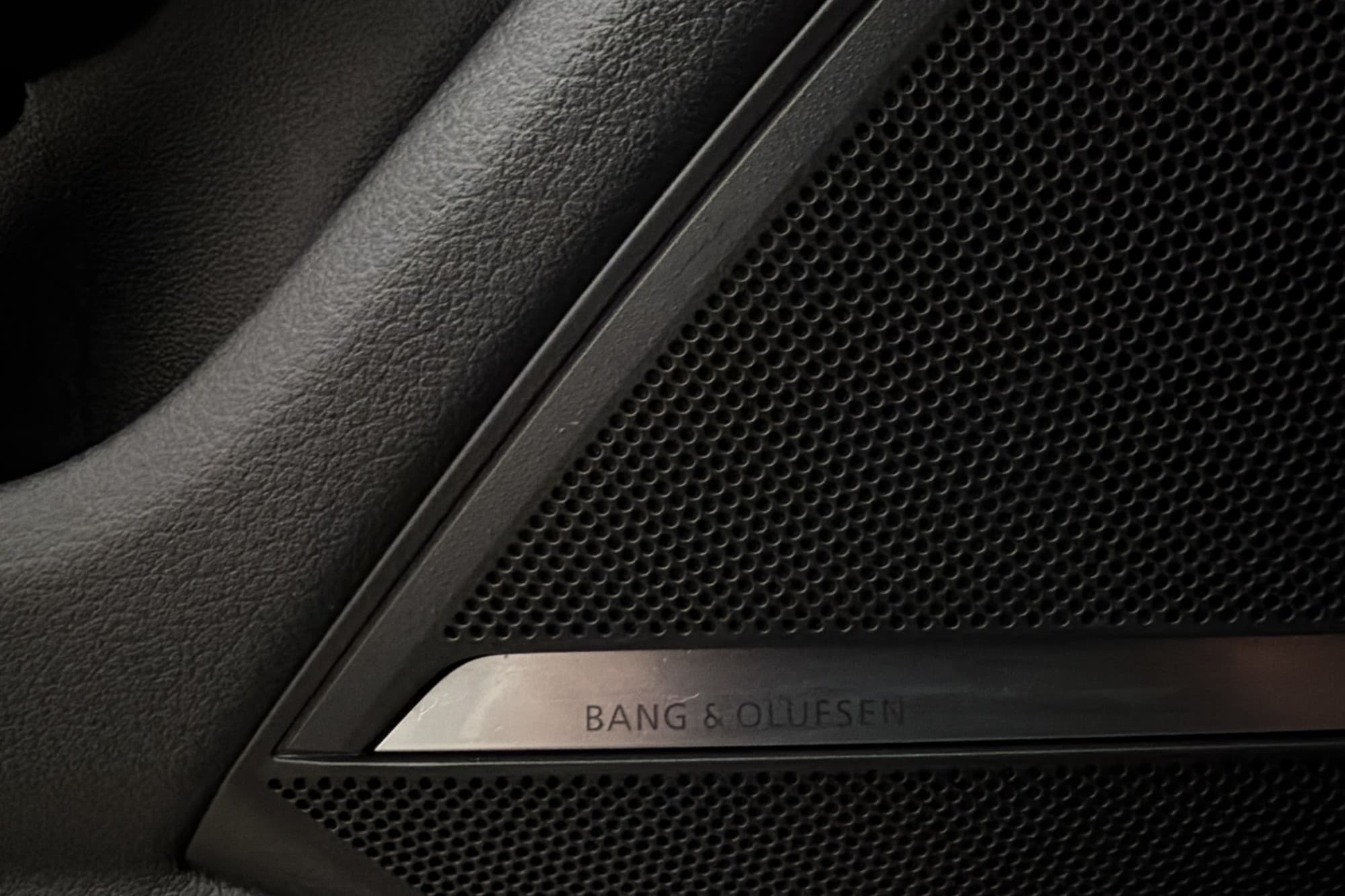 Audi A6 Avant 40 TDI Q S-Line Pano Cockpit Skinn B&O 360º