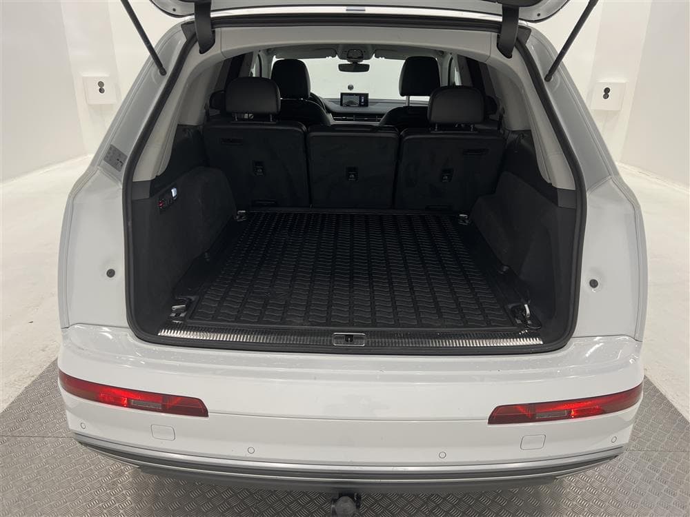 Audi Q7 3.0 e-Tron Quattro 373hk Luftfjädring Bose Draginteriör