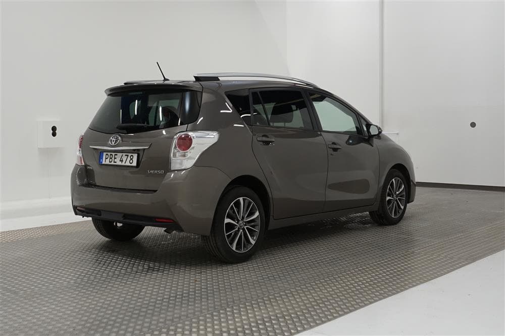 Toyota Verso VVT-i 1.8 147hk 7 Sits B-Kam Navi L-Assist 