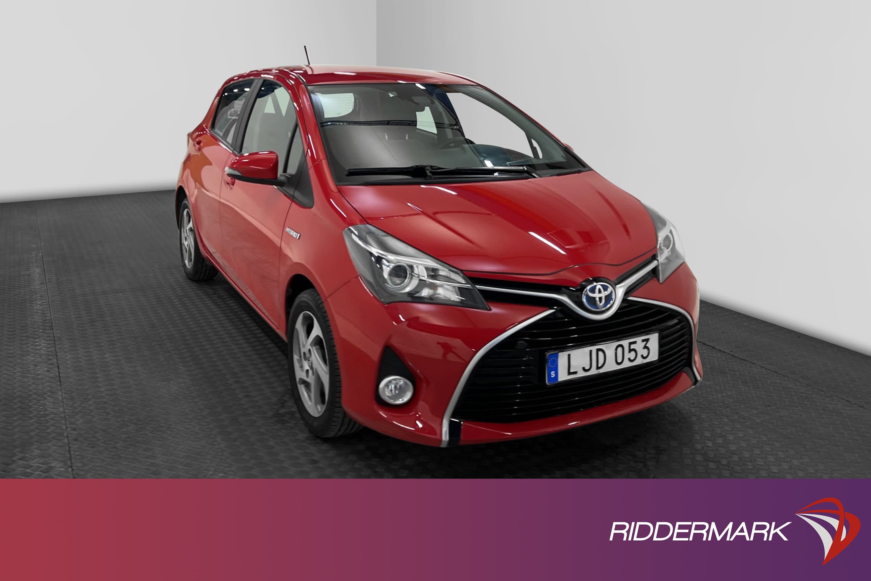Toyota Yaris Hybrid e-CVT 101hk