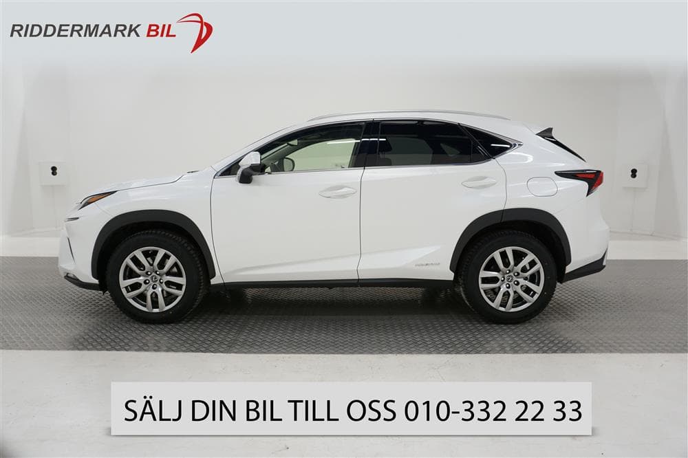 Lexus NX 300h AWD 181hk GPS MOMS