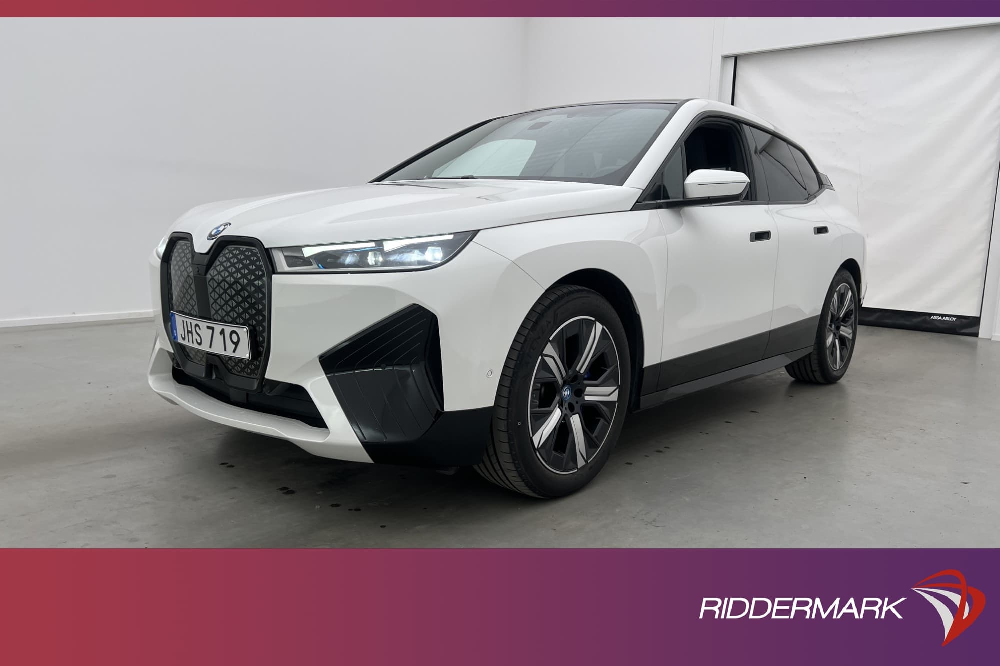 BMW iX xDrive40