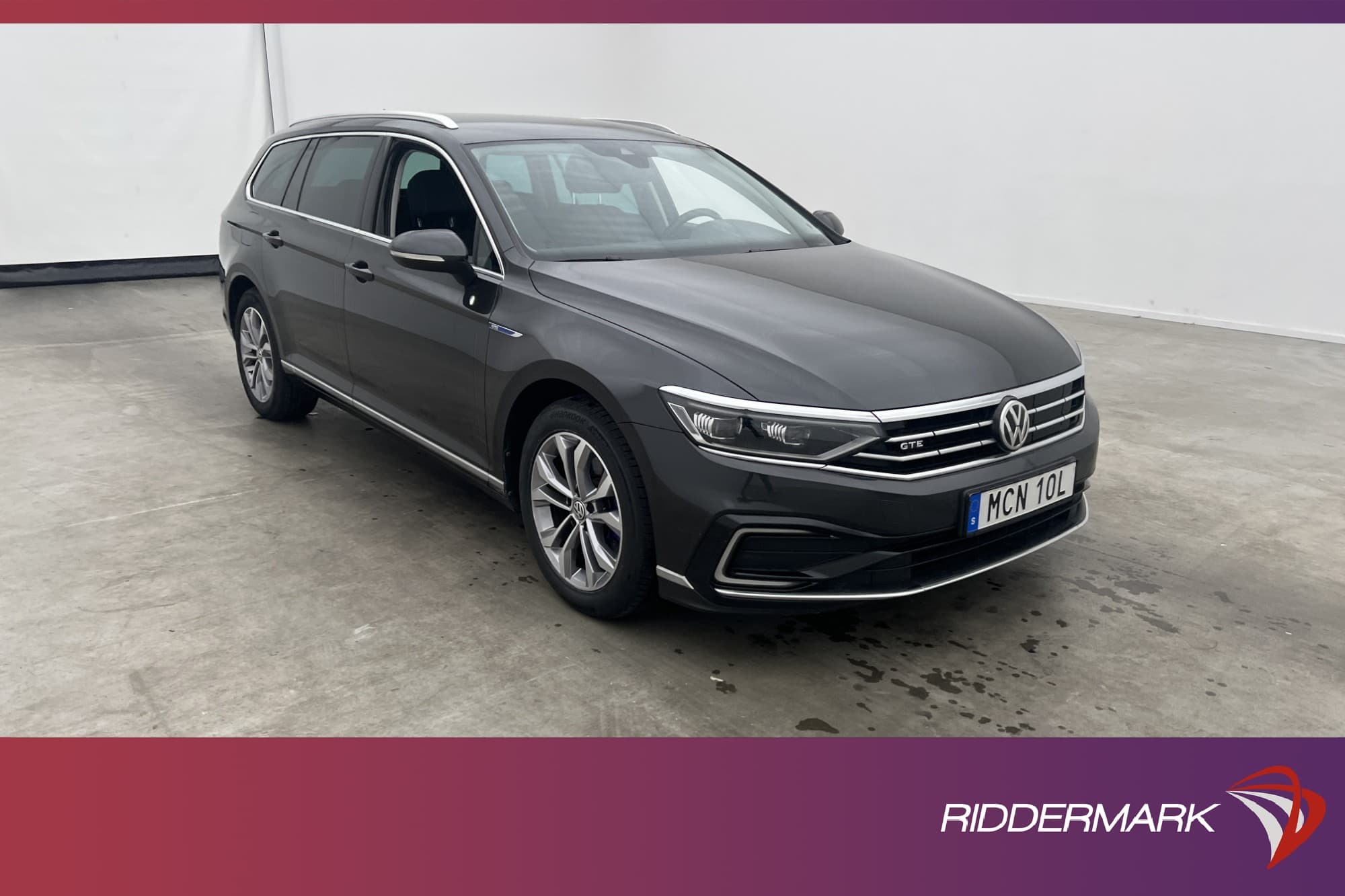 Volkswagen Passat GTE 218hk