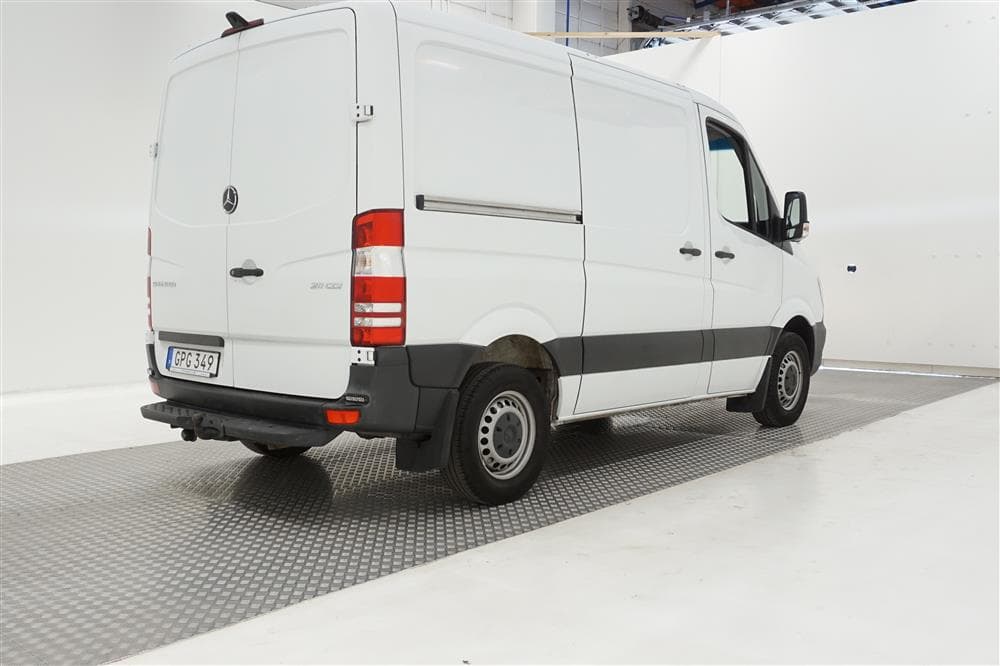 Mercedes-Benz Sprinter 211 Aut 114hk Eu6 Värmare Moms exteriör