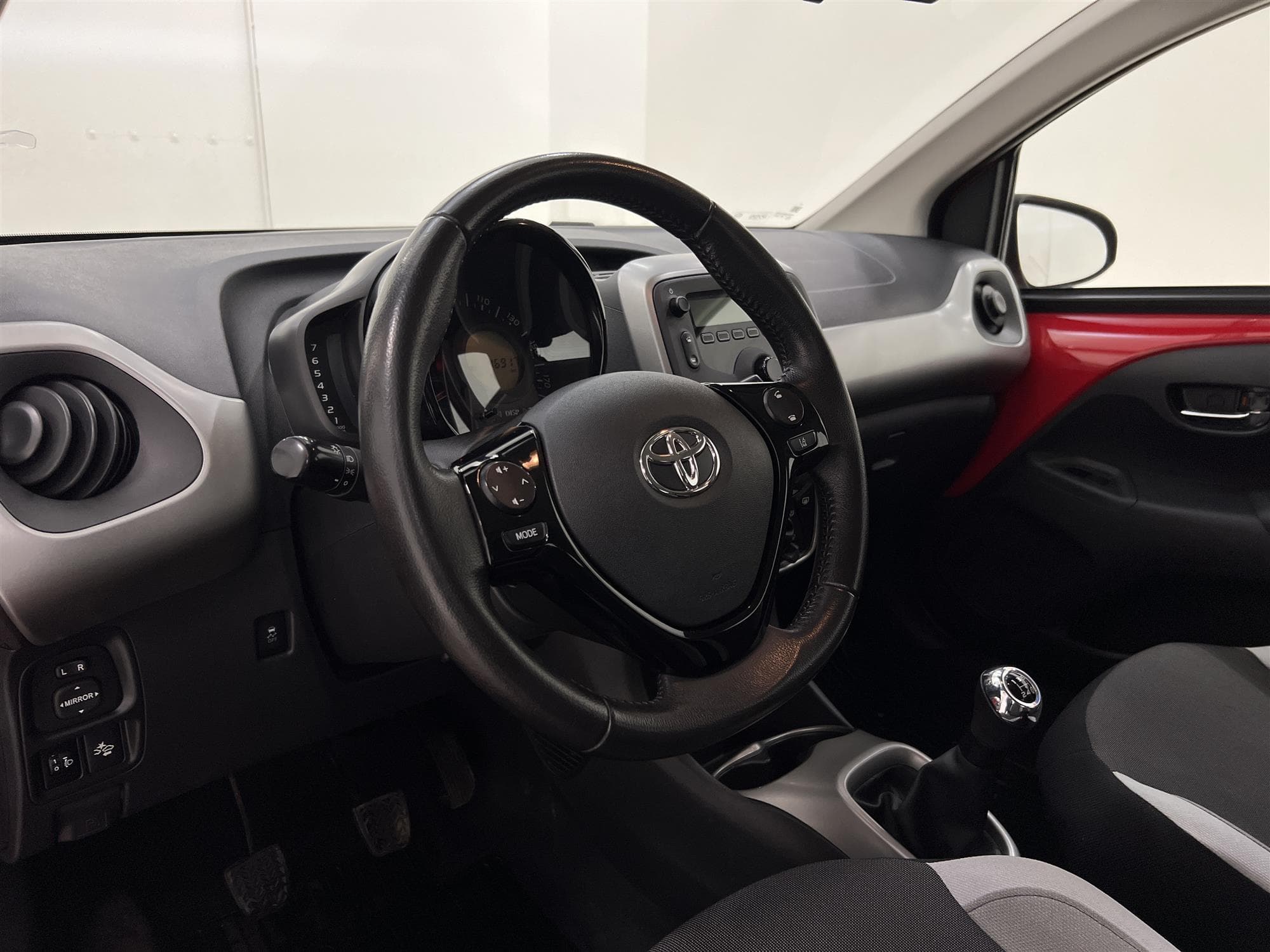 Toyota Aygo 1.0 VVT-i 69hk  Välservad Lane Assist 0,43L/mil