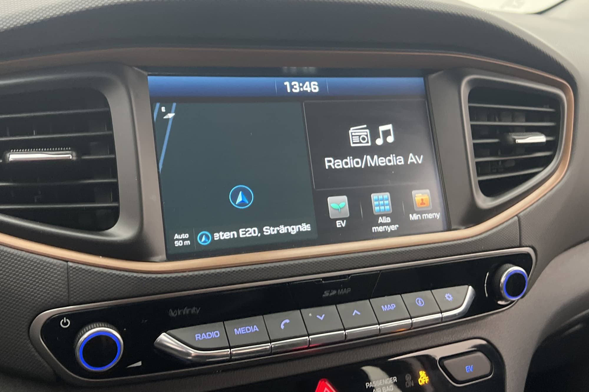 Hyundai Ioniq Electric 28 kWh 120hk Premium Kamera Navi