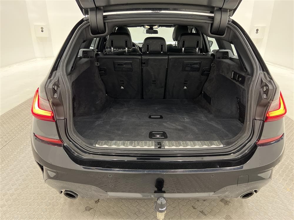 BMW 330d xDrive 265hk M-Sport Innovation Pano H/K Värmare