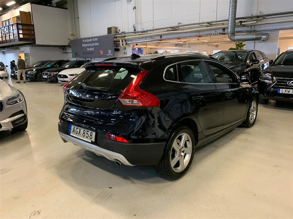 Volvo V40 Cross Country D4 Ocean Race B-kamera VOC 0,43l/milexteriör