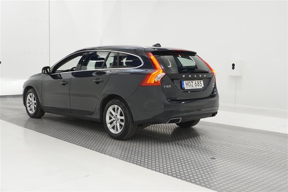 Volvo V60 D4 181hk AWD Summum D-Värm Skinn P-Sens 0,59l/milexteriör