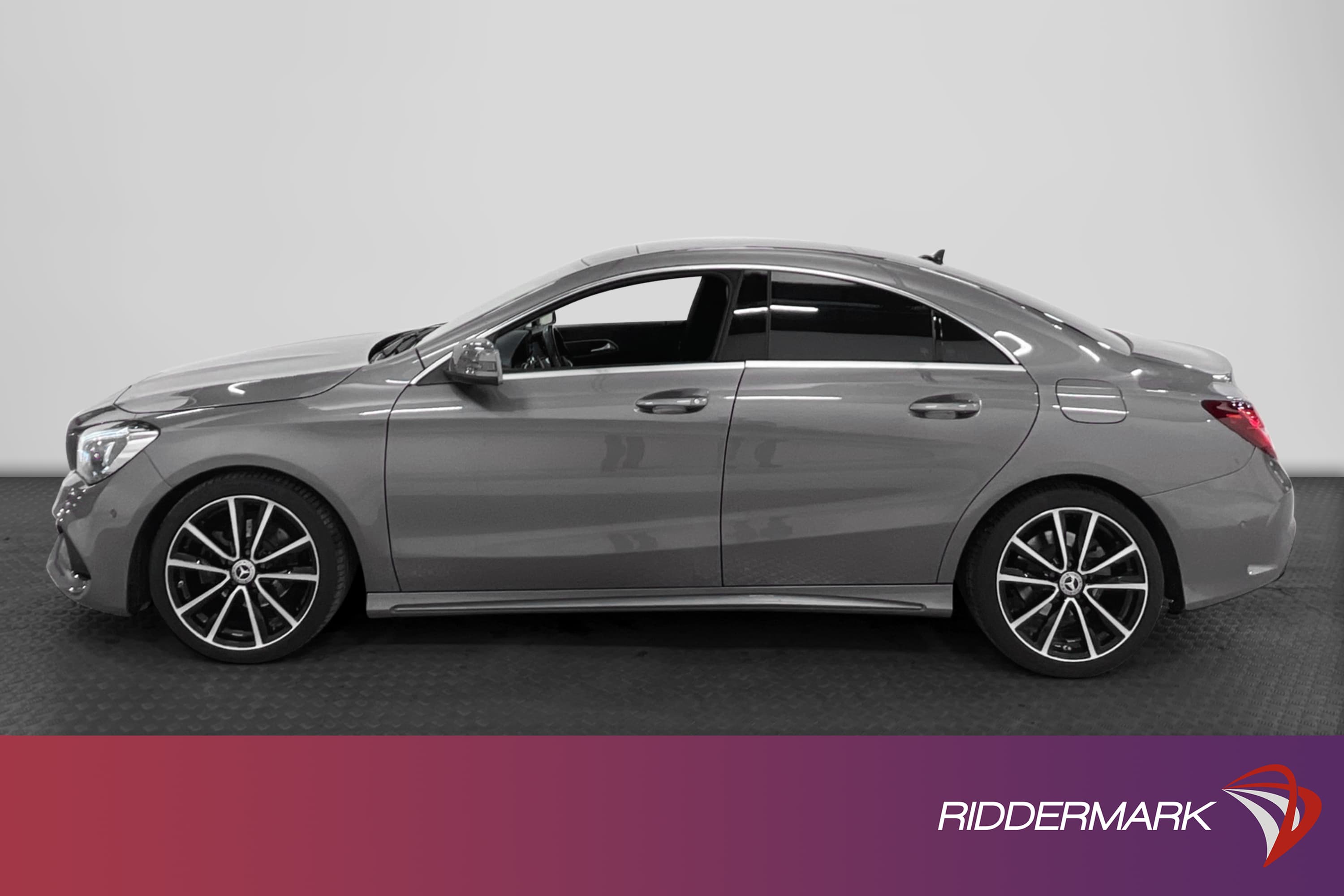 Mercedes-Benz CLA 180