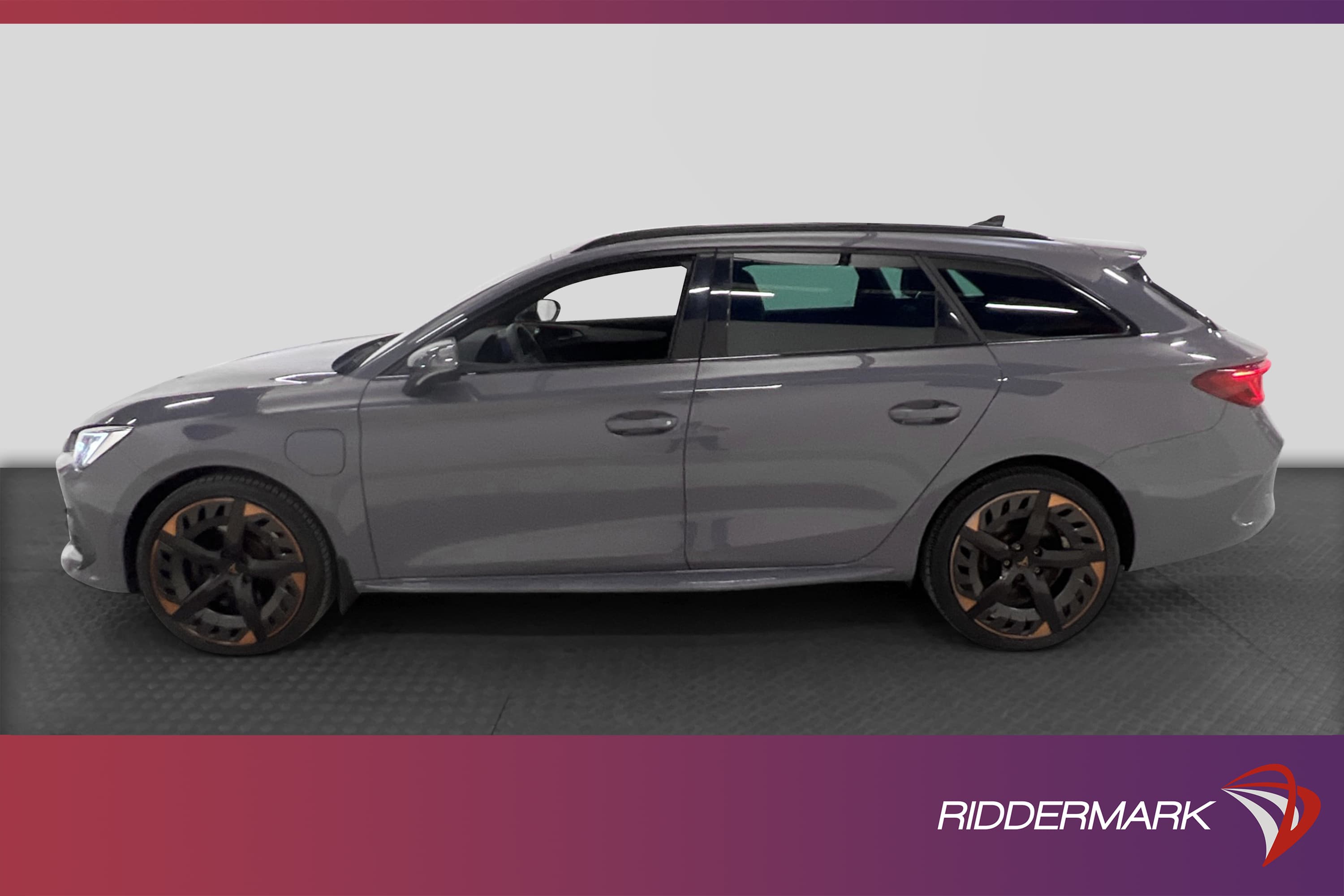 CUPRA Leon Sportstourer e-Hybrid 245hk