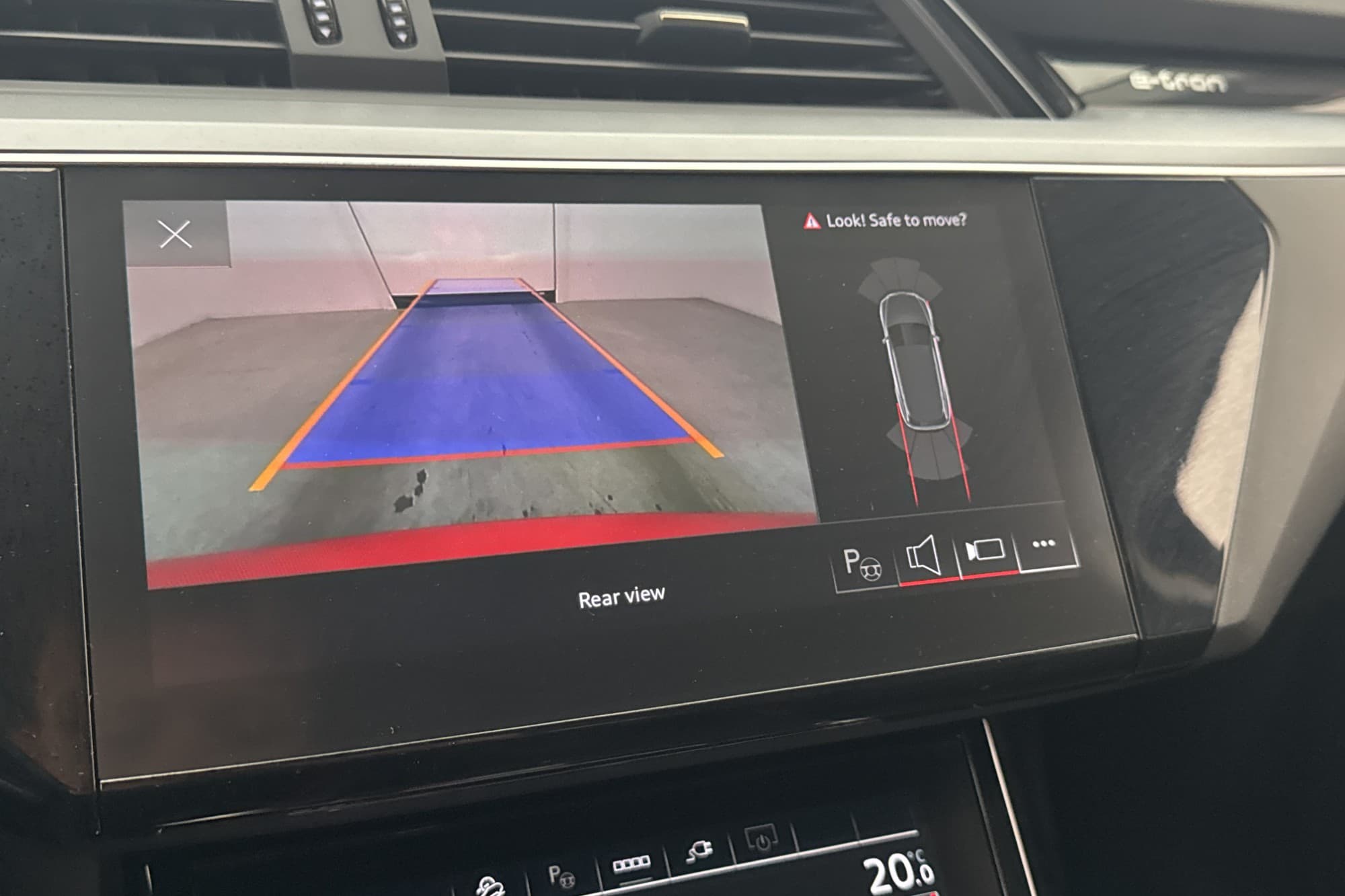 Audi e-tron 55 Q Proline Luftfjädring Cockpit Kamera Skinn