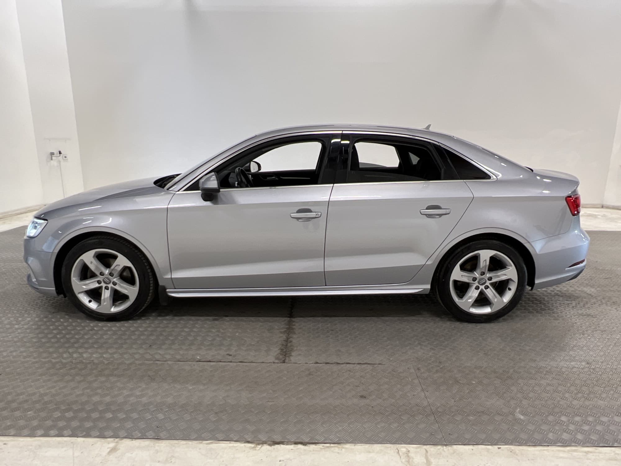 Audi A3 1.5 TFSI 150hk