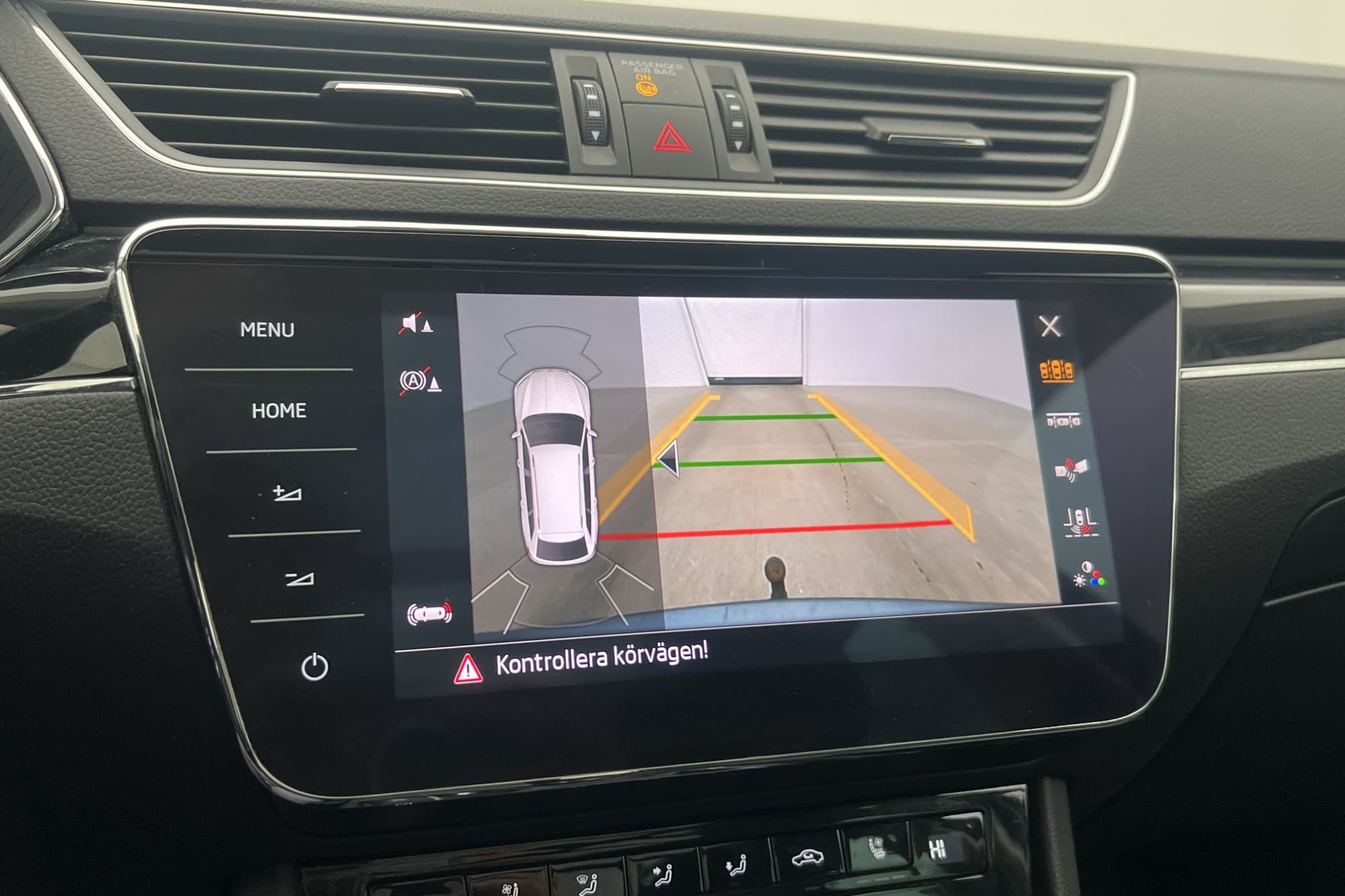 Skoda Superb TDI 4x4 190hk L&K Pano D-Värm Canton Skinn Drag
