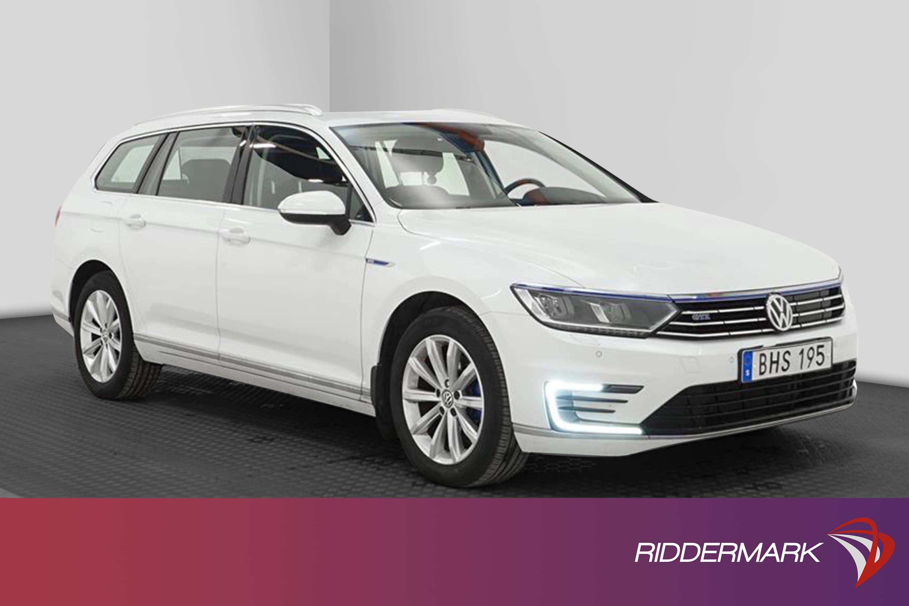 Volkswagen Passat GTE 218hk