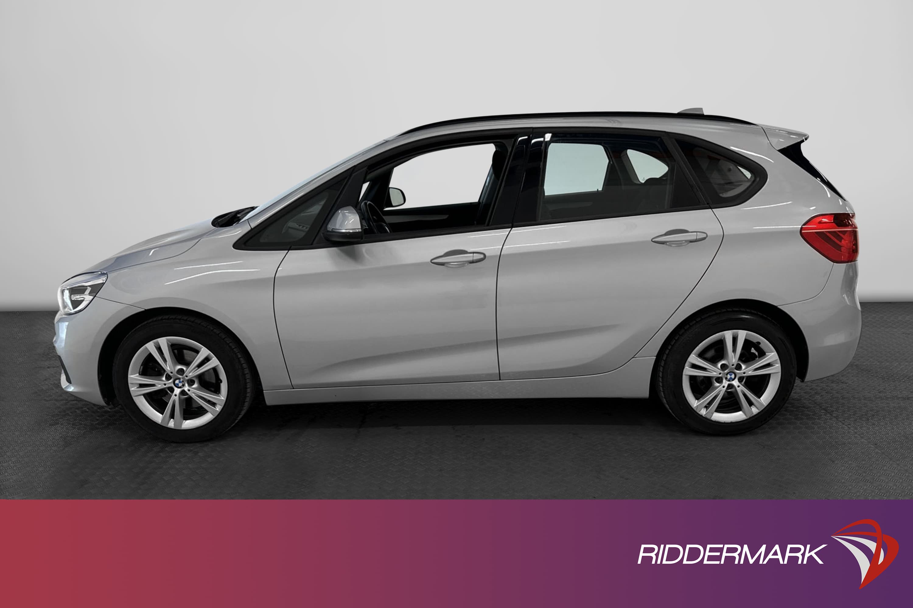 BMW 218i Active Tourer 136hk