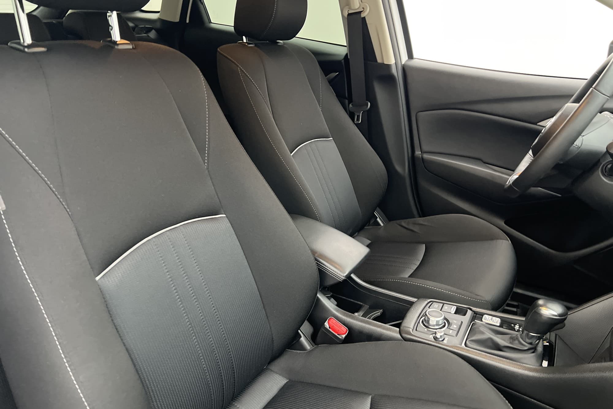 Mazda CX-3 SKYACTIV-G 121hk Sensorer Rattvärme Farthållare
