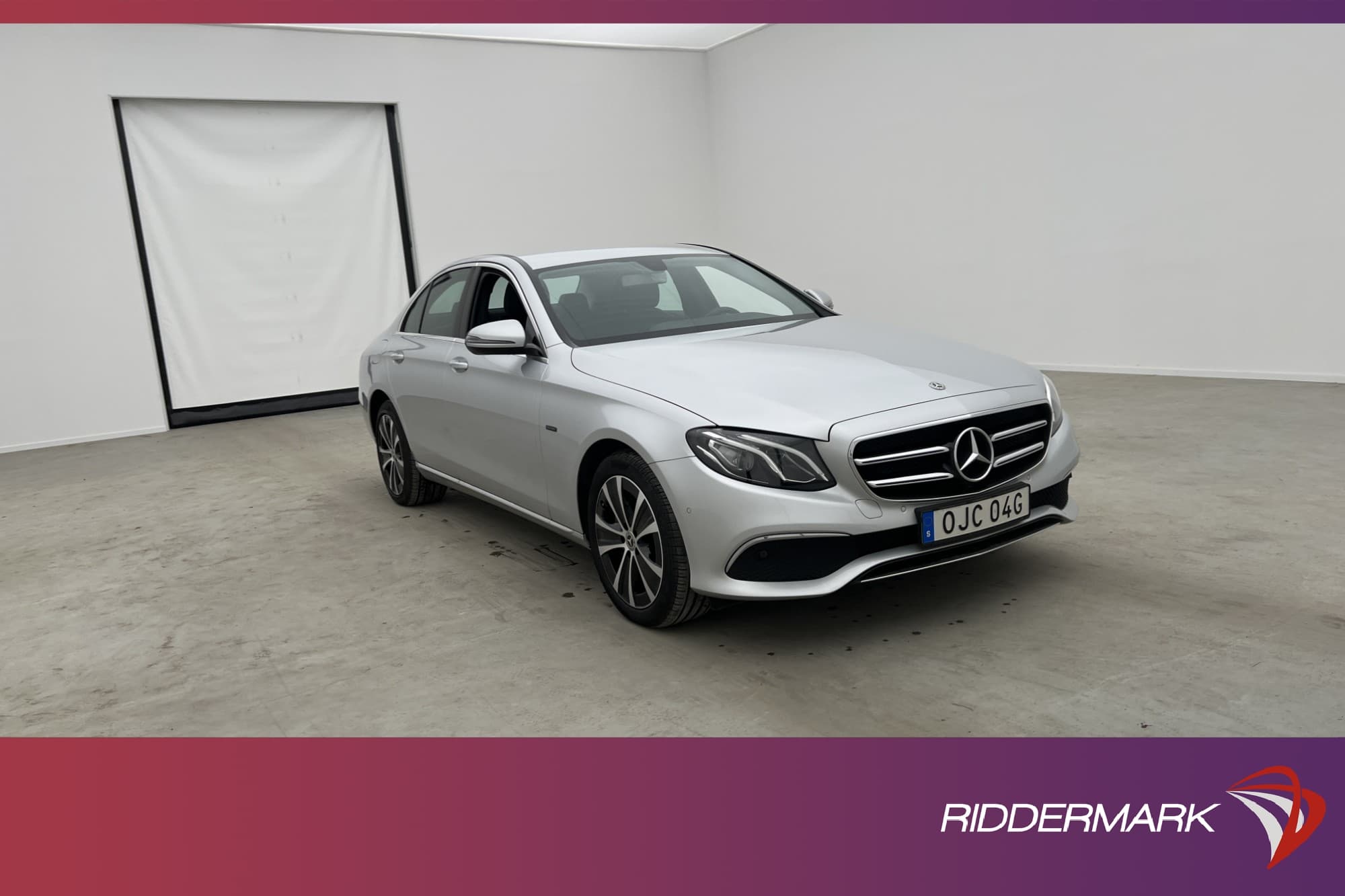 Mercedes-Benz E 300 de Plug-in 306hk