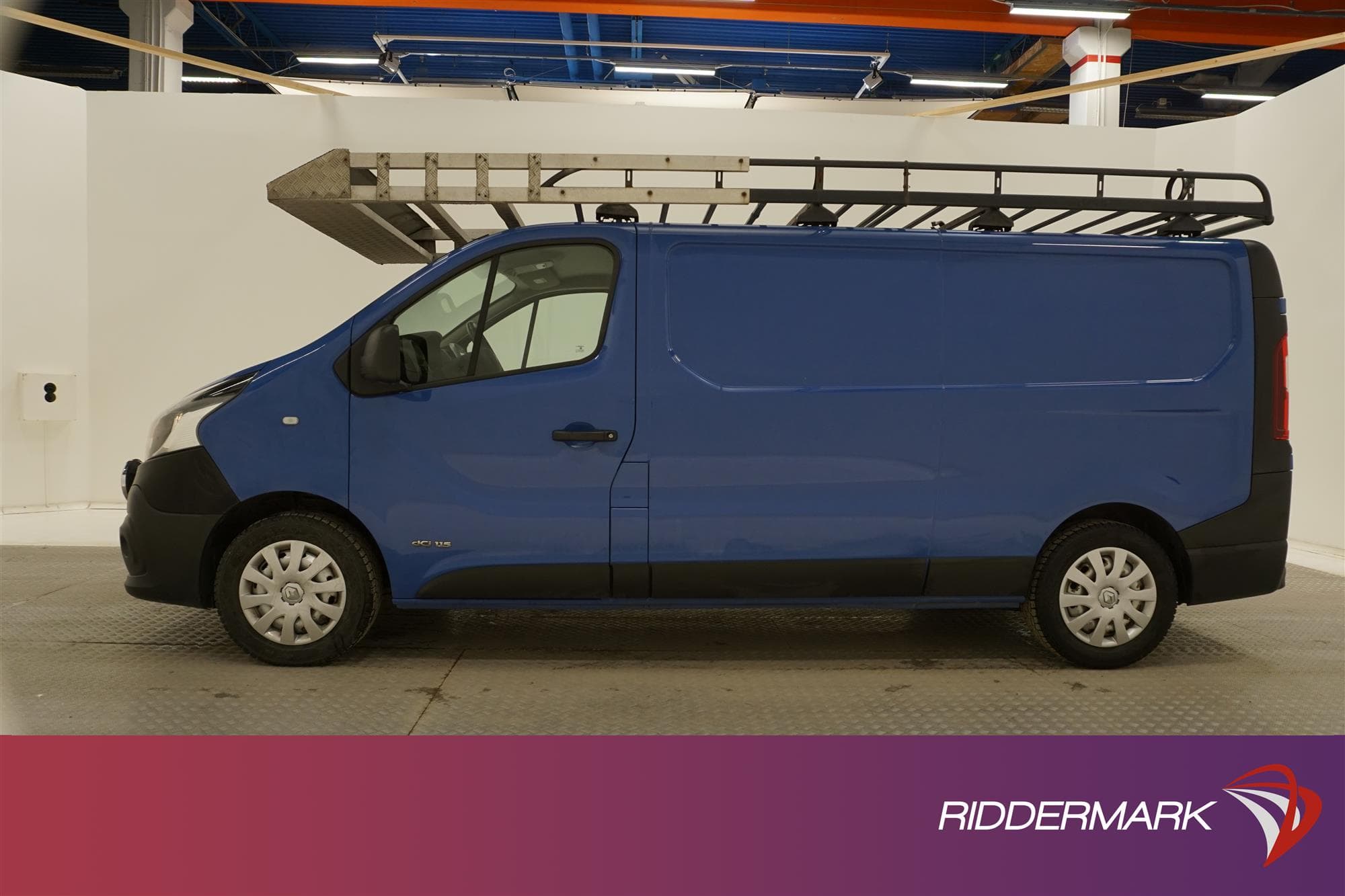 Renault Trafic 1.6dCi Lång Dragkrok Värmare Navi 