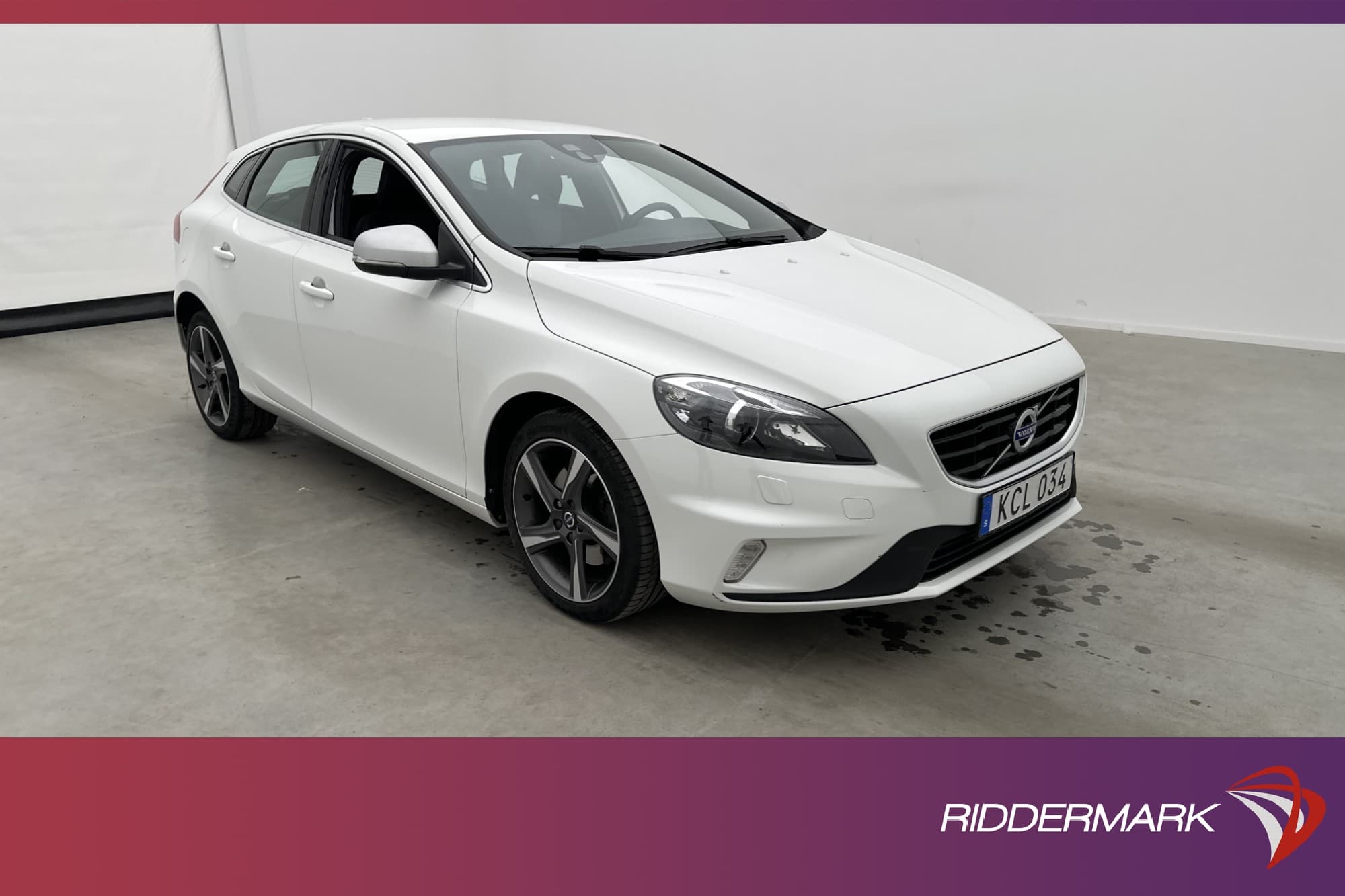 Volvo V40 T2 122hk