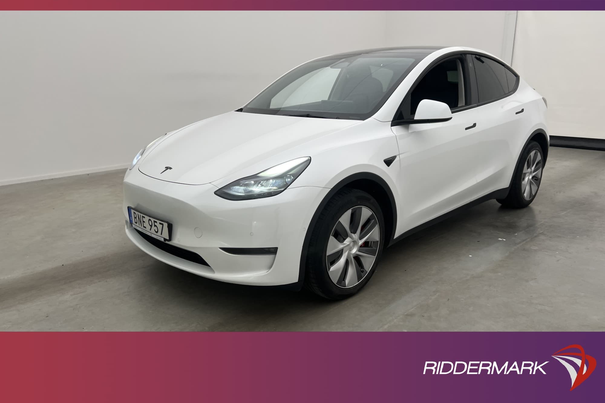 Tesla Model Y Long Range AWD