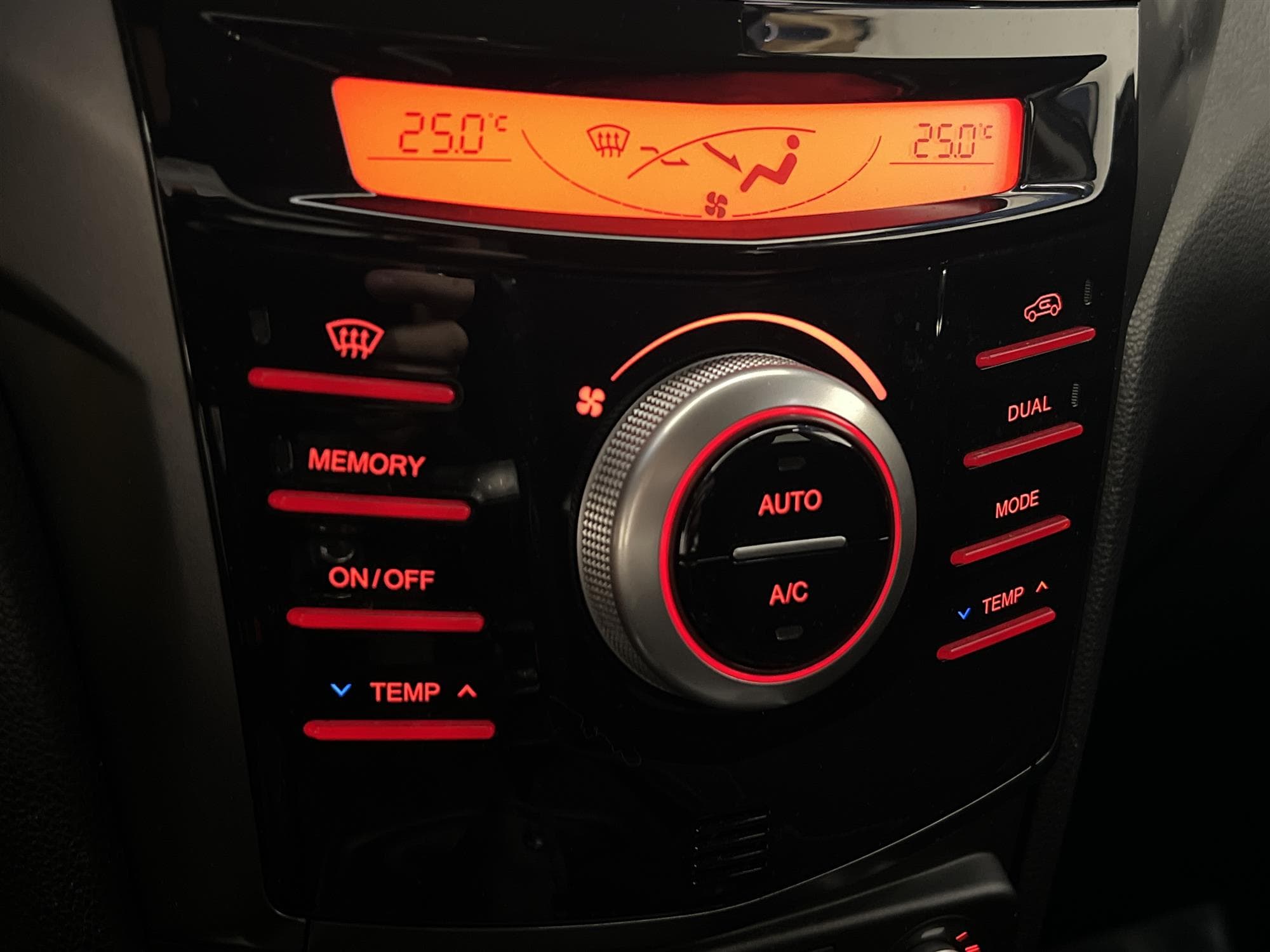 SsangYong Tivoli XLV 1.6 AWD 115hk Kamera Navi Välservad