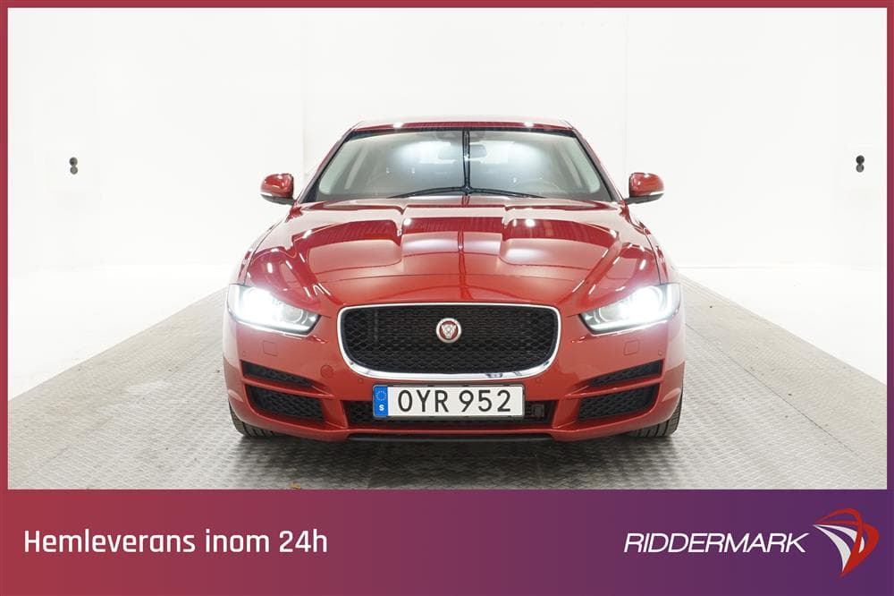 Jaguar XE 2.5T 240hk Navi B-kam Välservad Keyless 0,75l/milexteriör