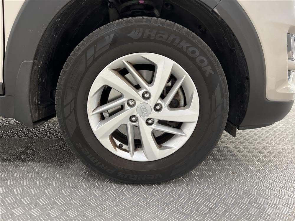 Hyundai Tucson 1.6 GDI 132hk Backkamera Lane Assist Carplayinteriör