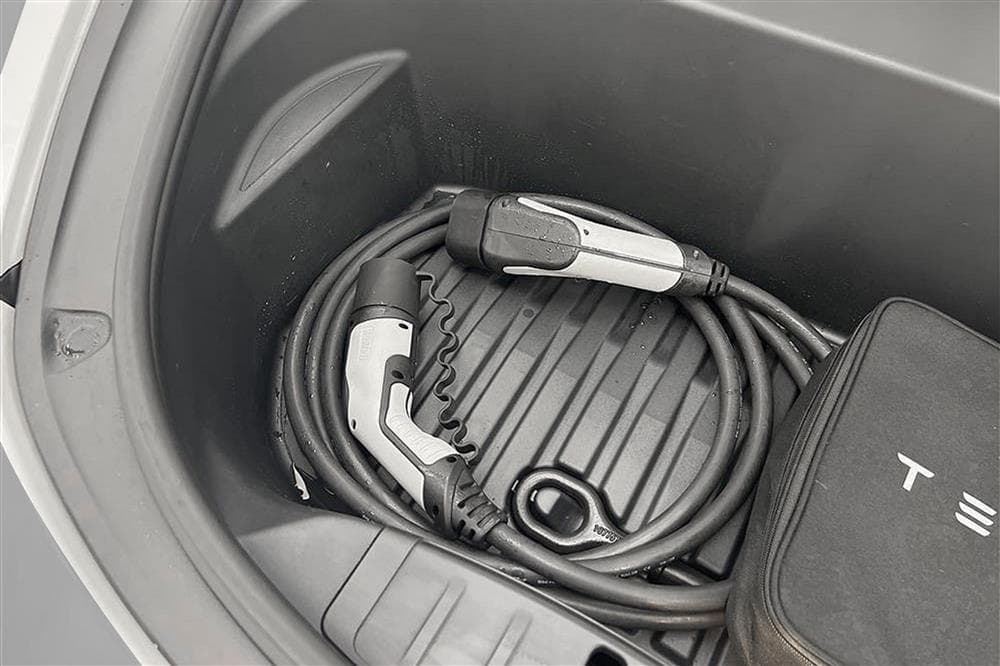 Tesla Model 3 Performance AWD Svensksåld Premiuminteriör