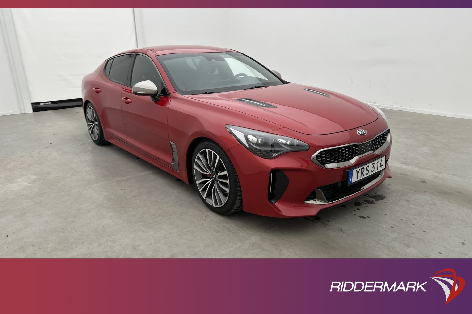 Kia Stinger AWD 200hk