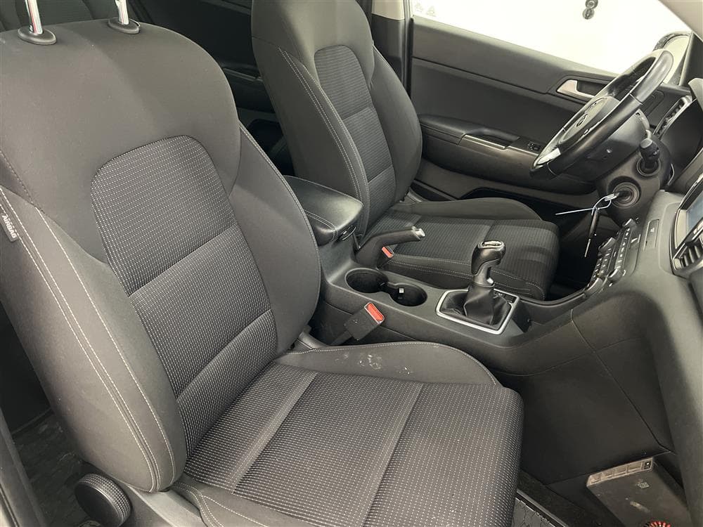 Kia Sportage 1.6 136hk Navi B-Kam M-värm Välserv 0,64l/milinteriör